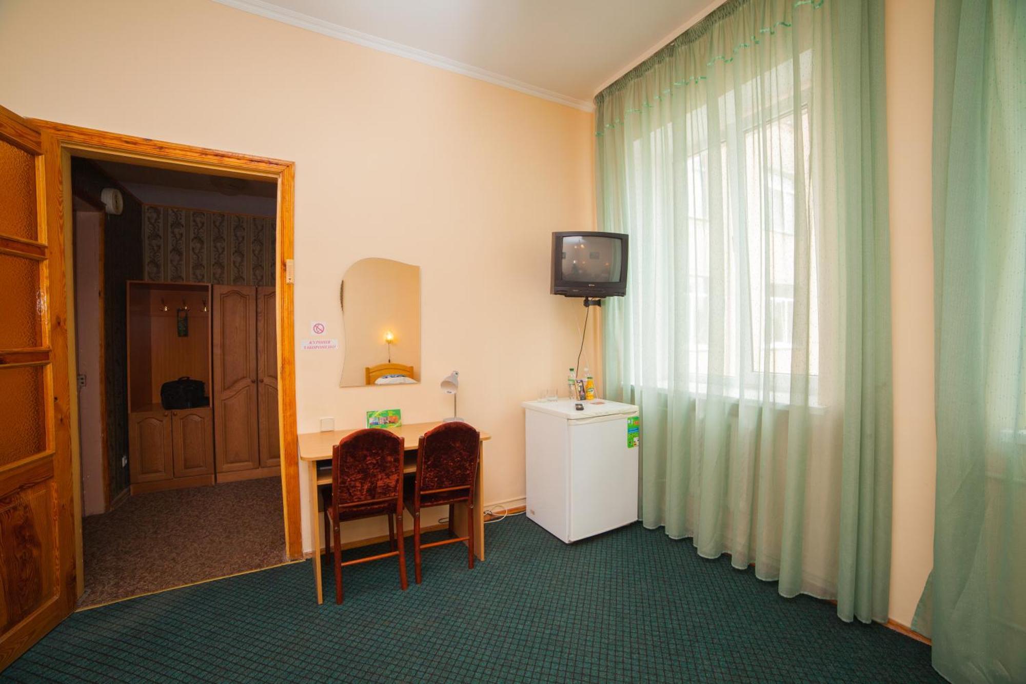 Hotel Vinnytsia Sawoy Exterior photo