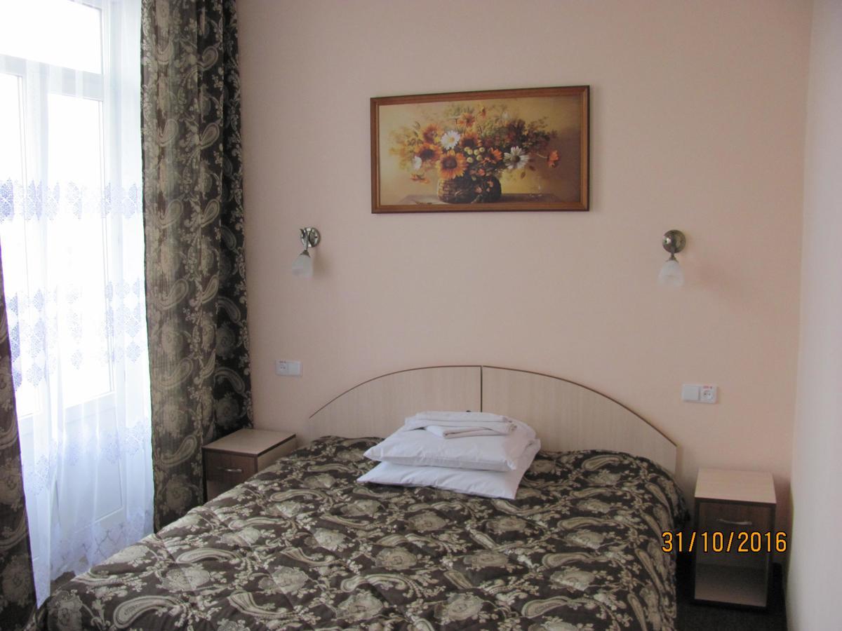 Hotel Vinnytsia Sawoy Exterior photo