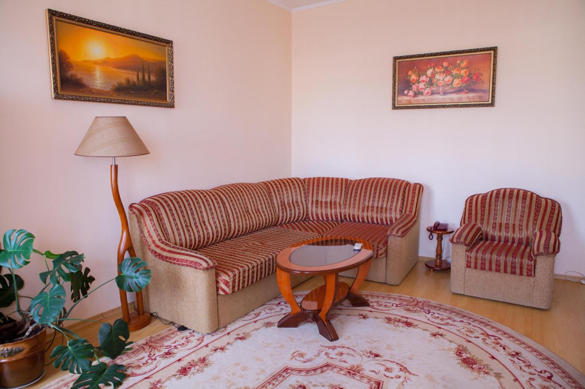 Hotel Vinnytsia Sawoy Exterior photo