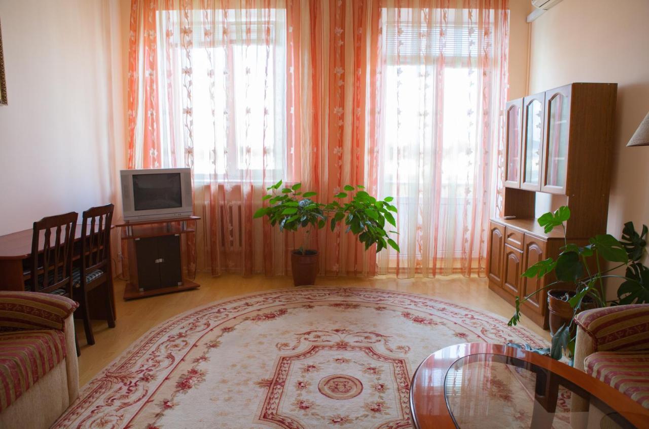 Hotel Vinnytsia Sawoy Room photo